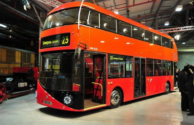 英国氢双层巴士推出